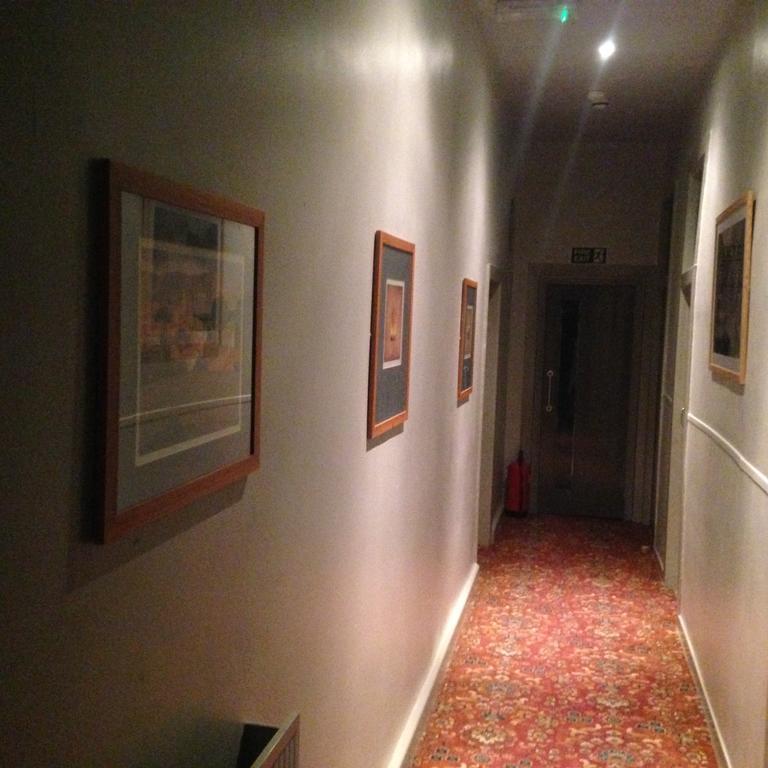 Peek-a-Booze - Budget Hotel - Adults Only Blackpool Szoba fotó